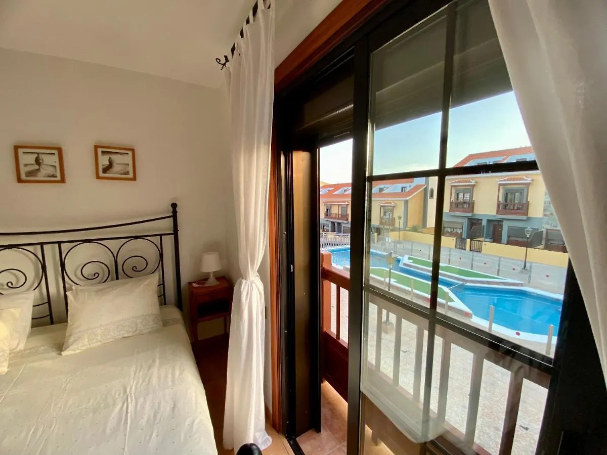 Δωμάτια σε οικογενειακή κατοικία Bedroom Medanomar 2 Ελ Μέντανο Ισπανία