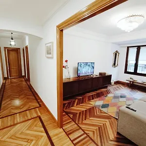 best-location-90m2-spacious-and-confortable-gros-neighborhood.basquecountryhotels.org/